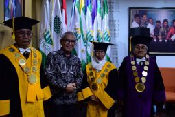 Unusa kukuhkan tiga guru besar baru ber-NIDK