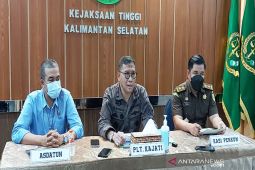 Ratusan kontainer tak bertuan  di Trisakti Banjarmasin segera dilelang