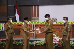 Bupati Pringsewu serahkan pagu DPA 2022