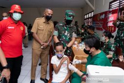 Pangdam Pattimura pantau vaksinasi anak 6-11 tahun di Ambon, begini penjelasannya