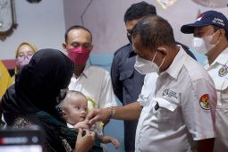Wawali Armuji semangati keluarga bayi penderita hidrosefalus