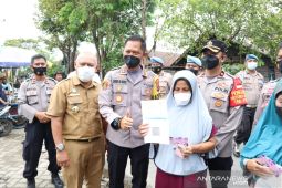 Polresta Banjarmasin "jemput bola" ajak 343 lansia divaksinasi