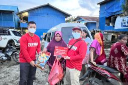 Telkomsel salurkan bantuan korban bencana banjir dan longsor Jayapura