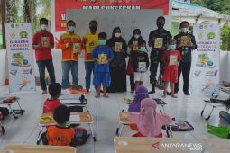 Koramil Piani dan PT BRE harapkan pendidikan maju di wilayahnya