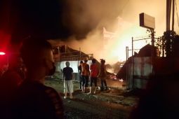 Tujuh rumah di Kota Gunungsitoli ludes   terbakar