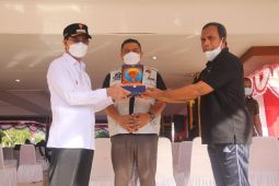 Pemkot Ambon terima predikat kepatuhan pelayanan publik, jangan terbuai penghargaan