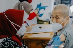 Karawang sediakan 3.000 vaksin untuk vaksinasi penguat untuk umum