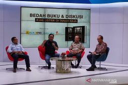 Komisaris PLN tulis buku "Jejak Listrik di Tanah Raja: Listrik dan Kolonialisme di Surakarta"