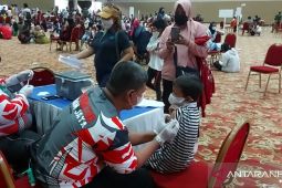Sebanyak 1.338.222 penduduk RI mendapat vaksinasi dosis ketiga