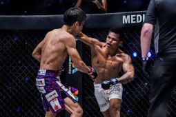 Petarung Indonesia Elipitua Siregar kalah dari Senzo Ikeda dalam laga ONE Championship