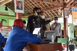 Warga lansia penerima vaksin penguat di Madiun capai 103.818 jiwa