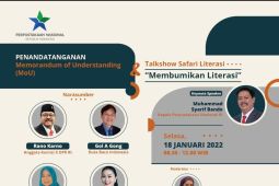 Idealnya satu pemustaka akses tiga buku setiap tahun
