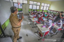 Pemerintah Kota Bandung pastikan sepekan PTM 100 persen berjalan lancar