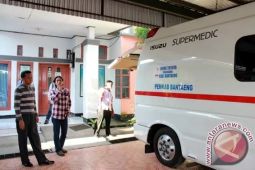 Polisi selidiki video viral sopir ambulans tidak diberikan jalan