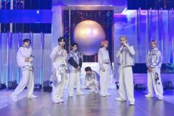"Dimension: Answer" ENHYPEN terjual 500 kopi dalam seminggu