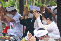 Bupati Tabanan: ikuti Persembahyangan dengan prokes ketat