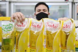 Indef: Minyak goreng satu harga perlu diikuti  produktivitas industri