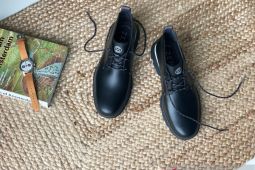 Cole Haan beri inspirasi tampilan rayakan Imlek