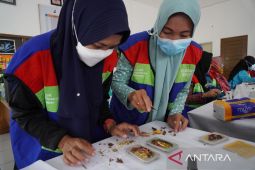 Mariojela produksi wax saset berbahan dasar minyak jelantah
