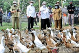 Meneladan semangat berbagi petani dari Sekarbiru
