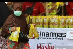 Pemerintah mesti dorong pengusaha agar tidak tahan stok minyak goreng