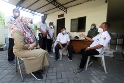 Wawali Armuji minta layanan di kelurahan ditingkatkan