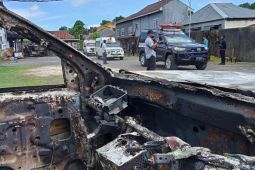 17 jenazah di karaoke yang dibakar massa dievakuasi