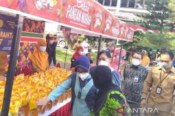 Pemrov Kalbar gelar gelar pangan murah untuk kendalikan harga