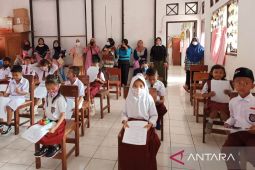 Dinkes Cianjur masih fokus vaksinasi anak dan penguat untuk lansia