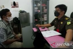 Tersangka korupsi DD-ADD Tawiri Rp3 miliar ditahan jaksa, tegakkan hukum