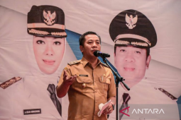 Wabup Karawang ingatkan kepala desa lebih transparan kelola dana desa