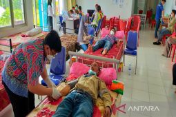PMI, PT Sebuku Tanjung Coal hold a blood donation