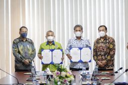 Rektor UMSU dan Dekan FISIP Tanda Tangan MoU dengan Ombudsman RI