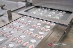 China setujui penggunaan obat buatan Pfizer