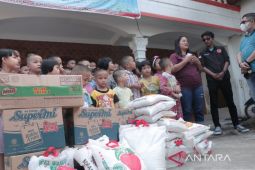 Kejari Medan bersama Forwakum Sumut salurkan paket sembako ke panti asuhan