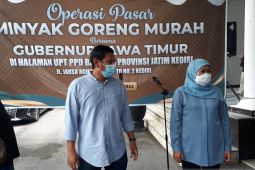 Gubernur Khofifah minta satgas pangan monitor harga minyak goreng
