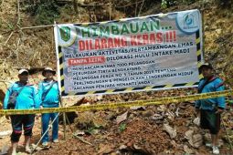 Polisi patroli awasi aktivitas PETI di Intake Madi Bengkayang
