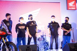 Komunitas Ikut memeriahkan Launching CB150X