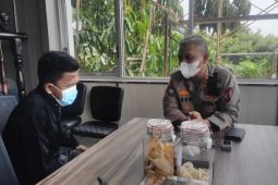 Cerita Febri Hediana, niat melamar kerja "cleaning service" malah ditawari jadi polisi