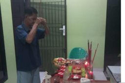 Warga Tionghoa di Bangka sembahyang tutup tahun
