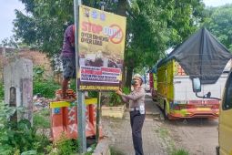 Satlantas Polres Situbondo tindak truk angkutan "Odol"