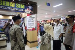 Deputi Pelayan Publik PAN-RB : Masih ada pengaduan masyarakat terkait rumitnya mengurus izin