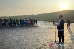 Pemkot Probolinggo tanam 1.000 bibit mangrove dukung suksesnya Presidensi G20