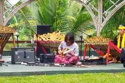 Ciptakan dua lagu, Dewa Budjana tampil di Taman Gandrung Terakota Banyuwangi
