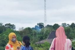 Jaringan selular di Sungai Ayak "Amburadul"