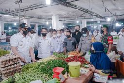 Wali Kota Medan minta perbaiki  fasilitas 52 pasar tradisional