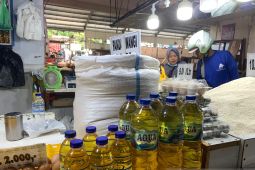 Komisi II DPRD Provinsi Gorontalo cek harga minyak goreng di pasaran