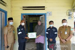 Kolaborasi dengan Pemerintah, PT Timah Renovasi Rumah Warga Sungailiat