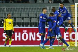 Leverkusen permalukan Borussia Dortmund di kandang