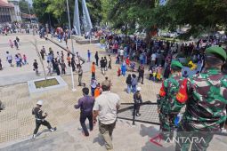 Alun-alun Garut ditutup cegah penyebaran wabah COVID-19
